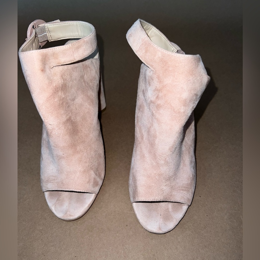 KENDALL & KYLIE GiGi suede sandals